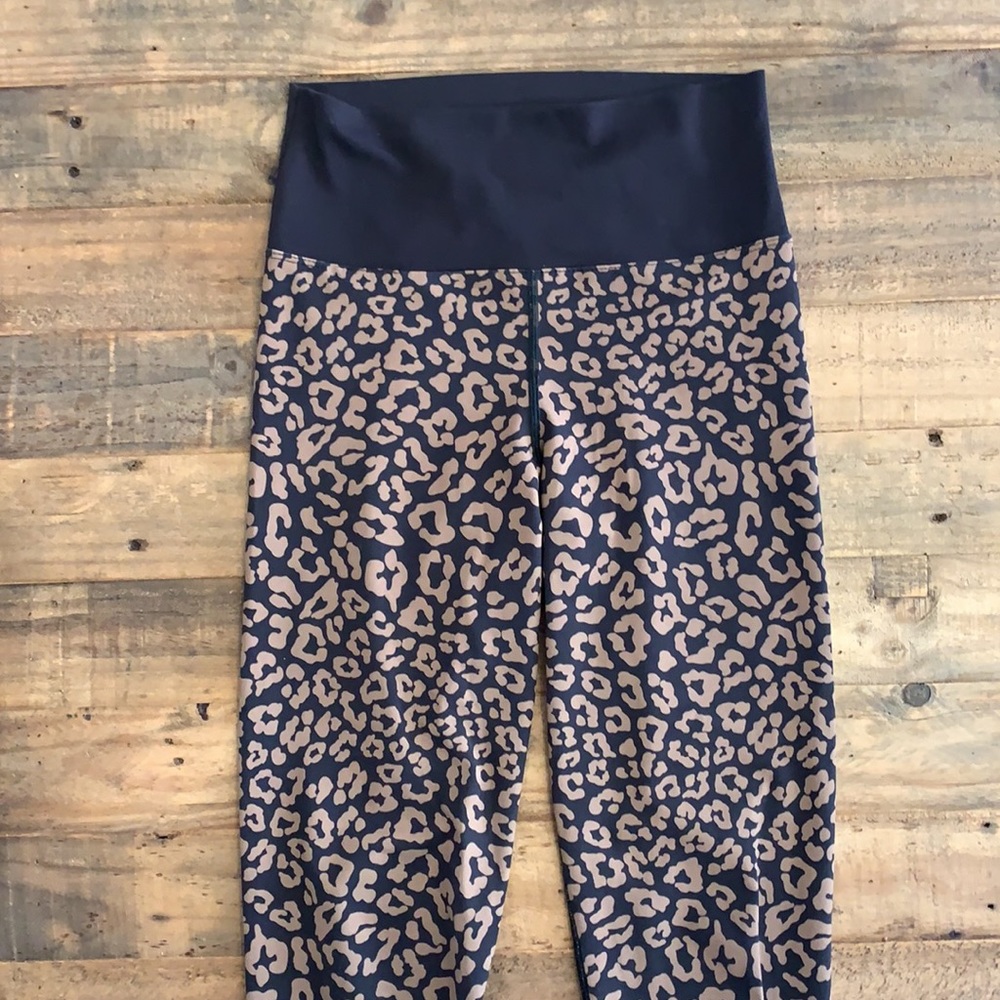 Beach Riot Leggings - Picture 4 of 6